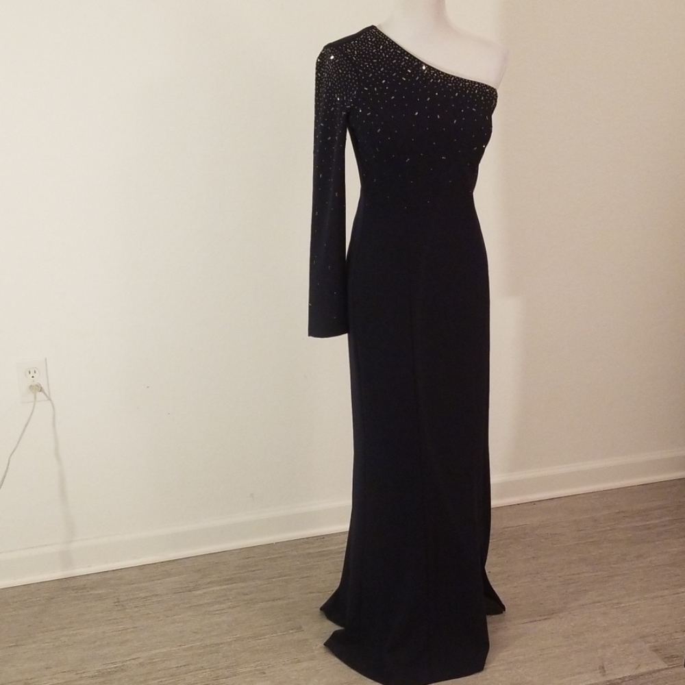 Vince Camuto Gown * Navy *